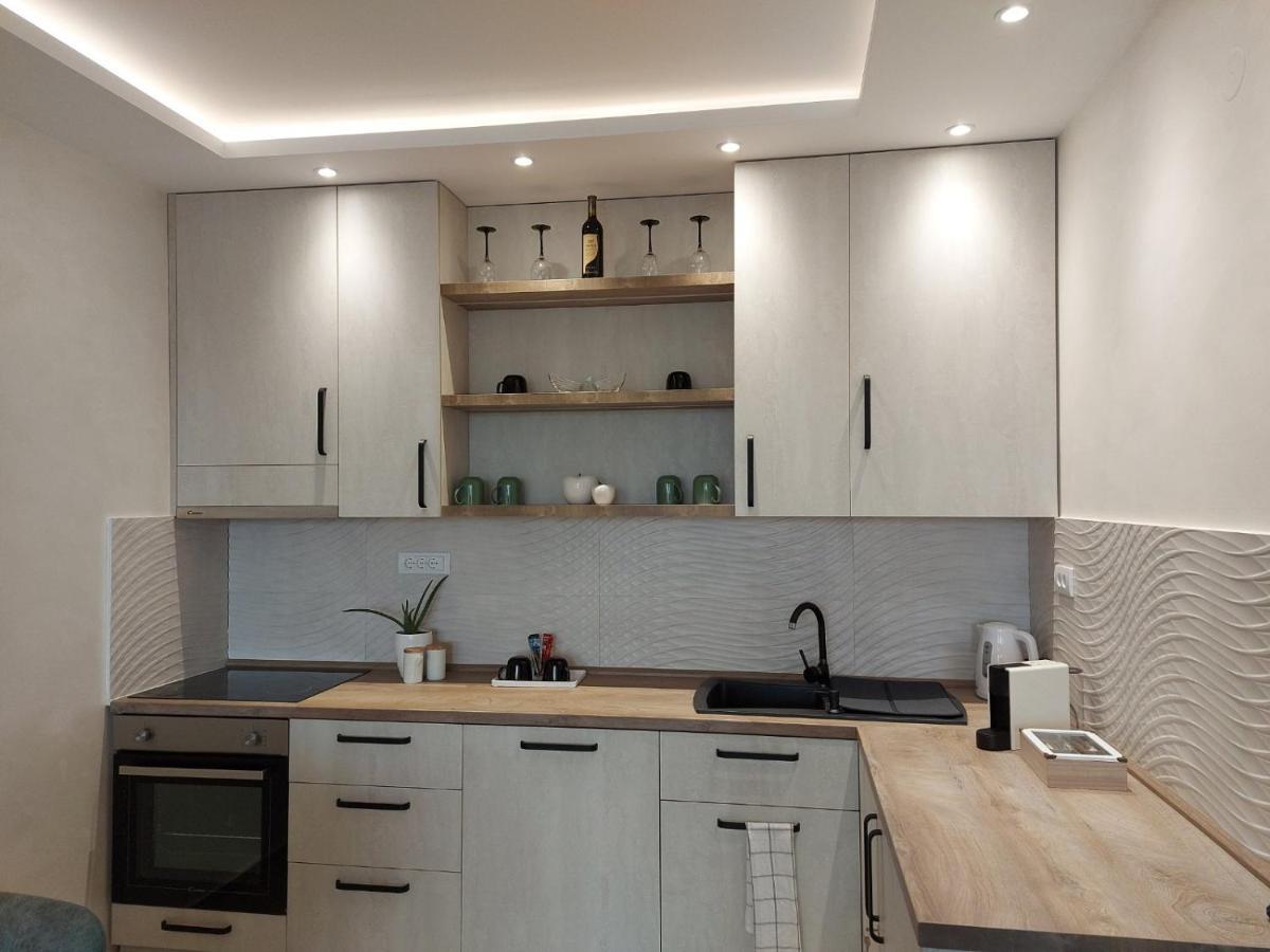 شقة Kat Apartman سوبوتيتْسا المظهر الخارجي الصورة